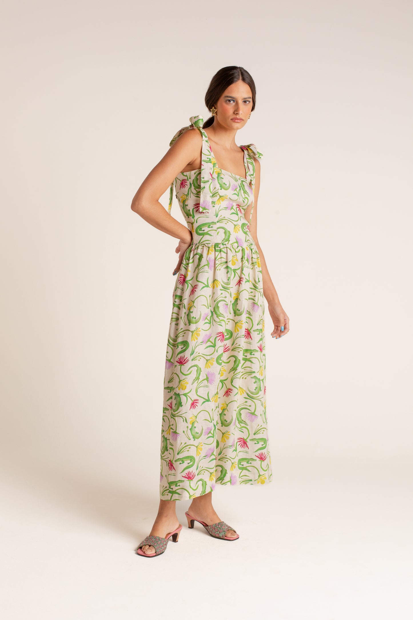 Vestido Mia Flora Egípcia Creme